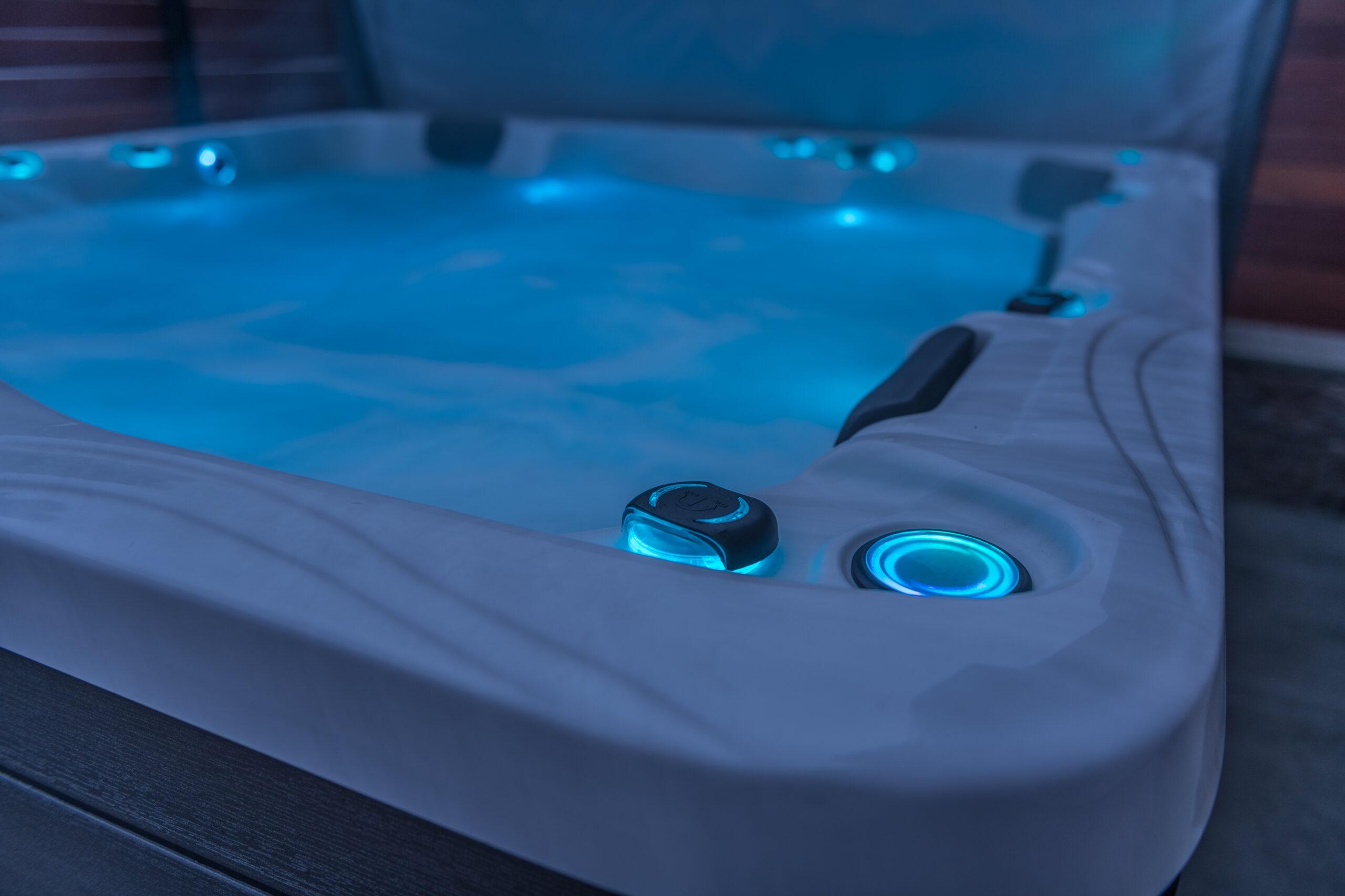 Hot Tub Benefits You Don’t Want to Miss Out On